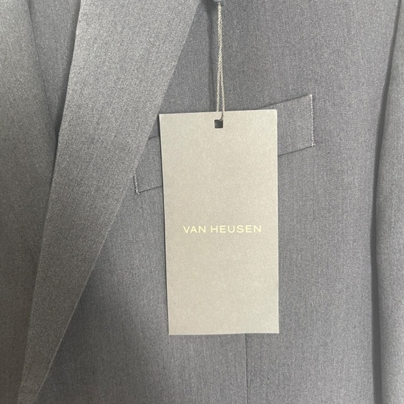 NWT Van Heusen Talon Suit Set Jacket 42R Pants 35W 32L Charcoal Grey - Picture 3 of 13